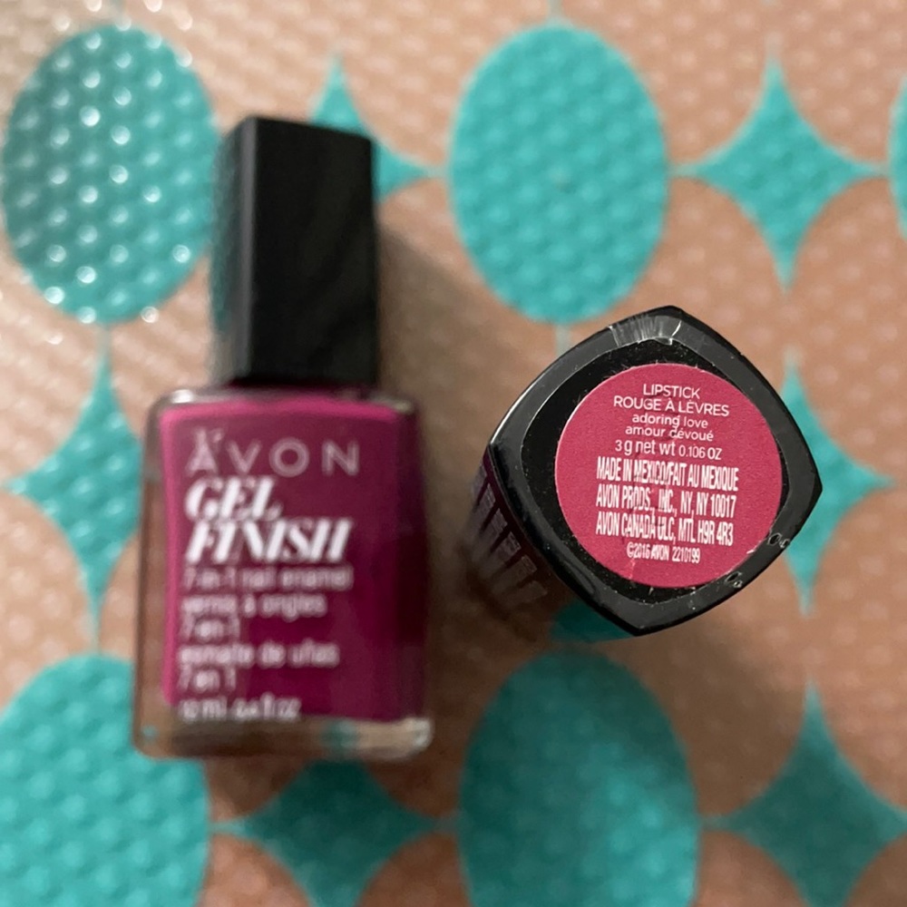 BNIB. Avon 7 in 1 gel finish nail enamel & perfectly matte 💄. $15 for both